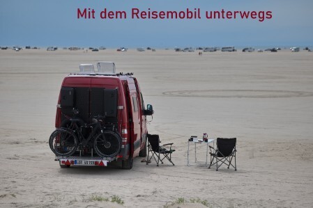 Mit dem Reisemobil unterwegs- Strandparkplatz